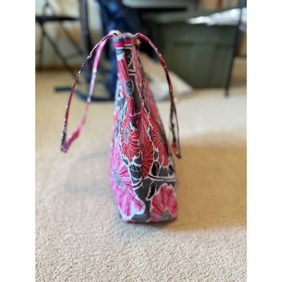 NWT Vera Bradley Cherry Blossoms Multi Quilted Commuter Tote Gray Pink Red - Picture 4 of 13